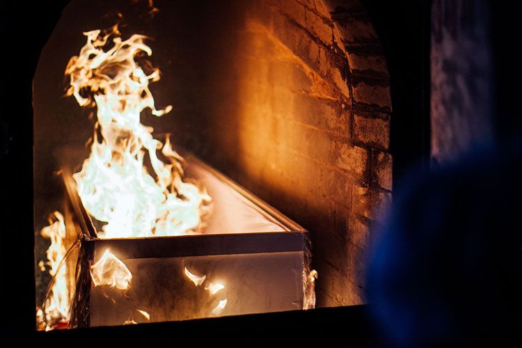 Banashankari Electric Crematorium offers one of the cremation services in Bangalore, which provides both conventional wood pyre and electric cremation.
https://beleiv.com/cremation-services/banashankari-electric-crematorium/